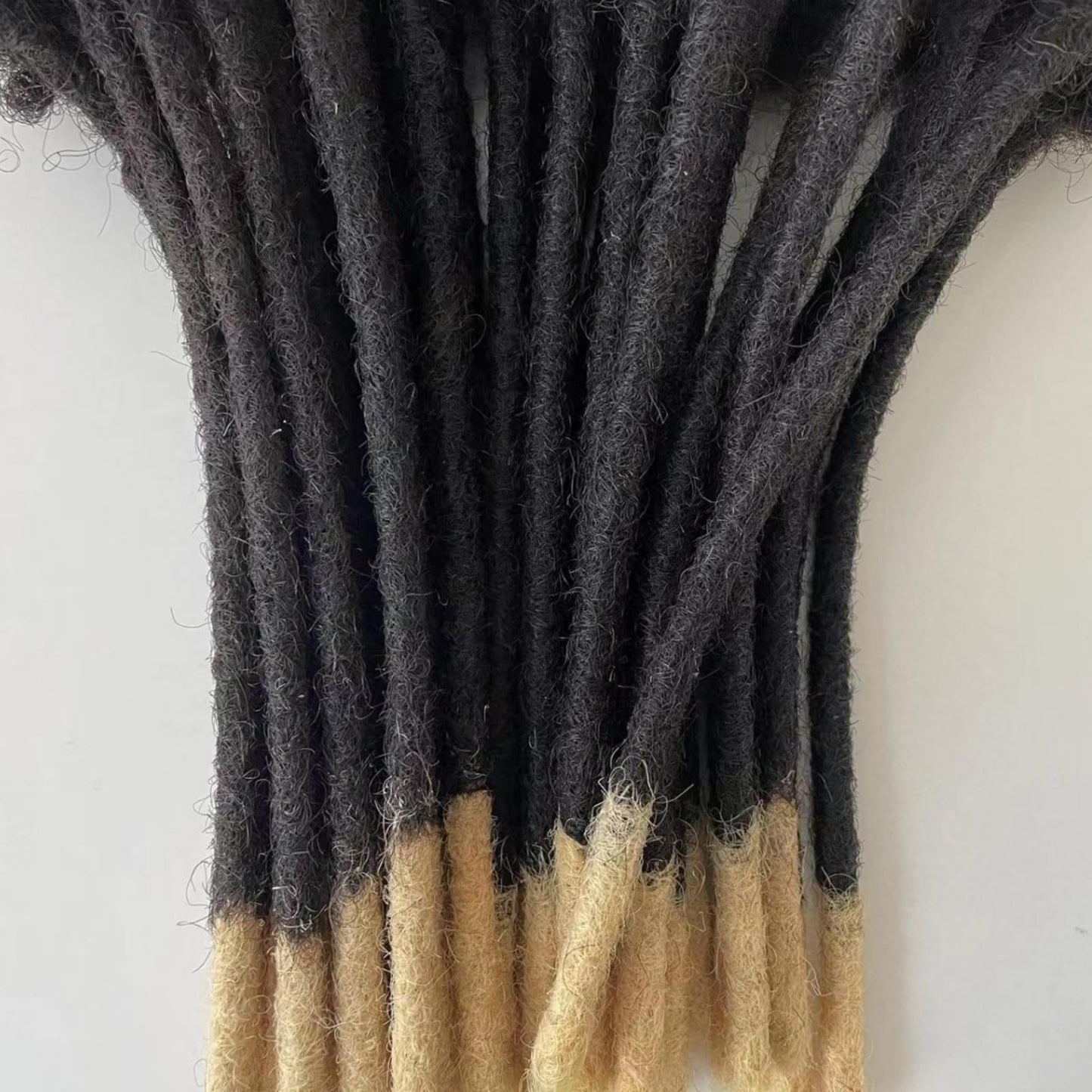 Dreadlock Extension Human Hair 8inch 0.8cm Width 100% Permanent Huamn Hair Loc Extension Can Be Dyed Bleached Curled Handmade Loc Extension for Men Women (30 Strands Natual Black)