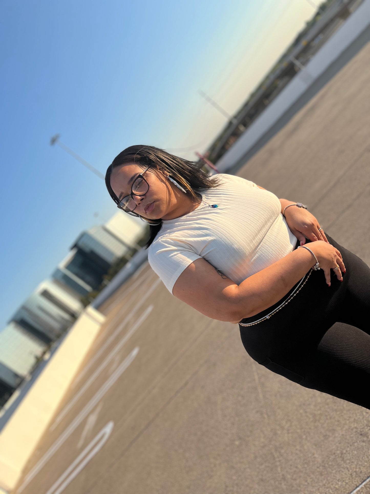 Basic Bae Full Size Ribbed Round Neck Short Sleeve T-Shirt